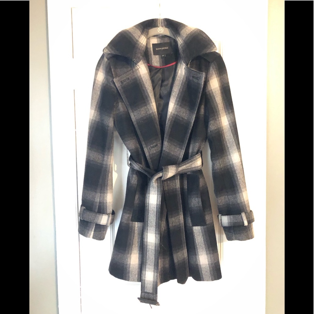 EUC - Banana Republic Plaid Wool Peacoat; Looks brand new! Size XS - Picture 7 of 11